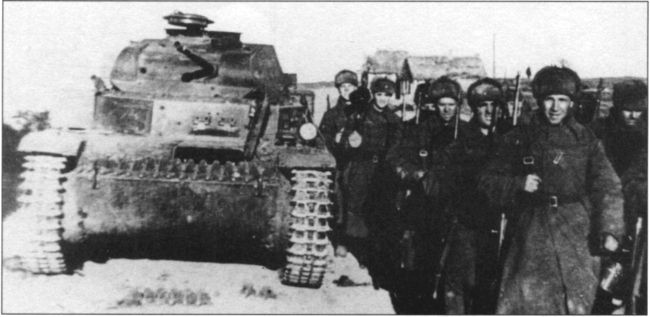 06__Pz.Kpfw.II_Ausf.C.___1941_mod..jpg